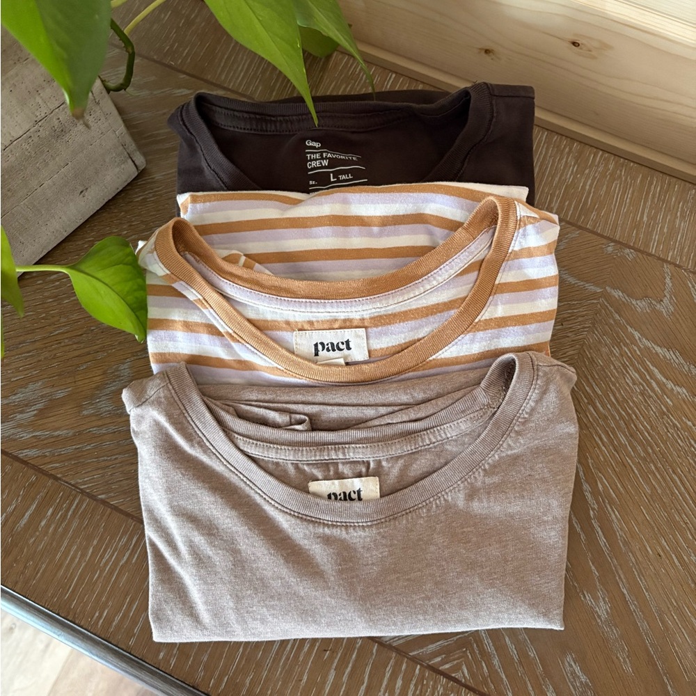 SOLD — Pact Organic/Gap Neutral T-Shirts Sz M/L, Organic Cotton, Wardrobe Staple